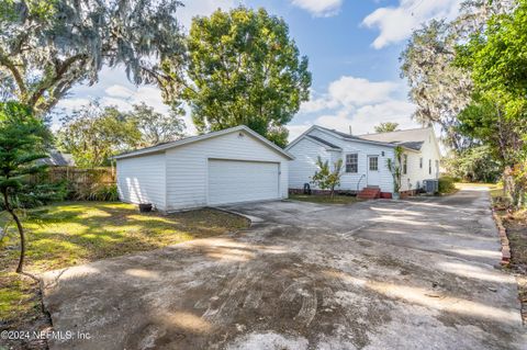 A home in Jacksonville