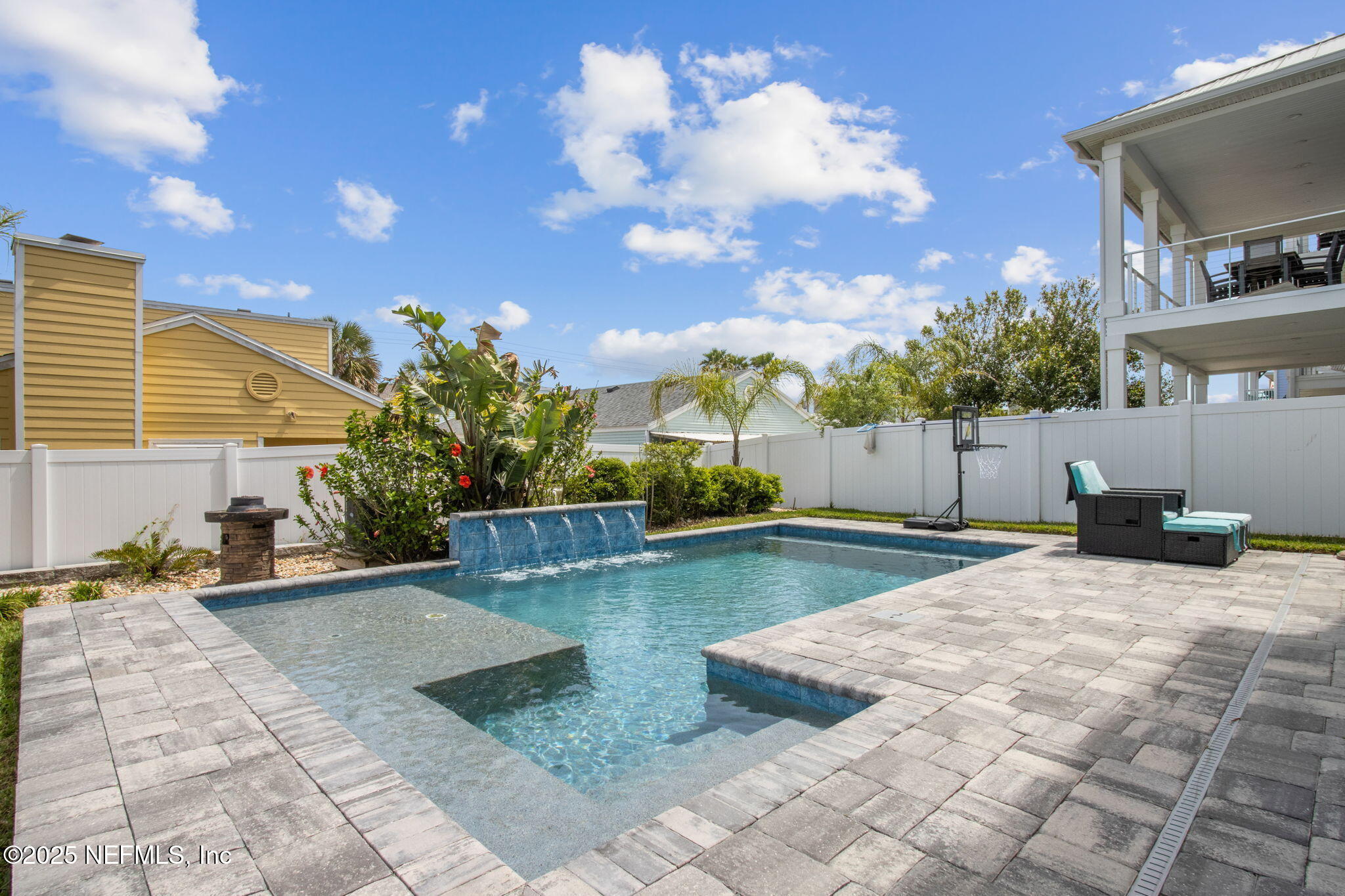 548 SEA ISLAND Drive