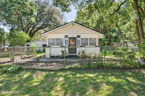 Photo of 2948 W 1ST Street, Jacksonville, FL 32254 (MLS # 2115213) Photo of 2948 W 1ST Street, Jacksonville, FL 32254 (MLS # 2115213)