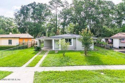 1831 LAKE SHORE Boulevard Jacksonville FL 32210