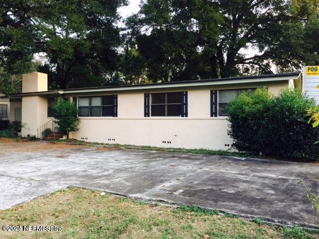 Jacksonville, FL home for sale located at 2211 Rogero Road, Jacksonville, FL 32211