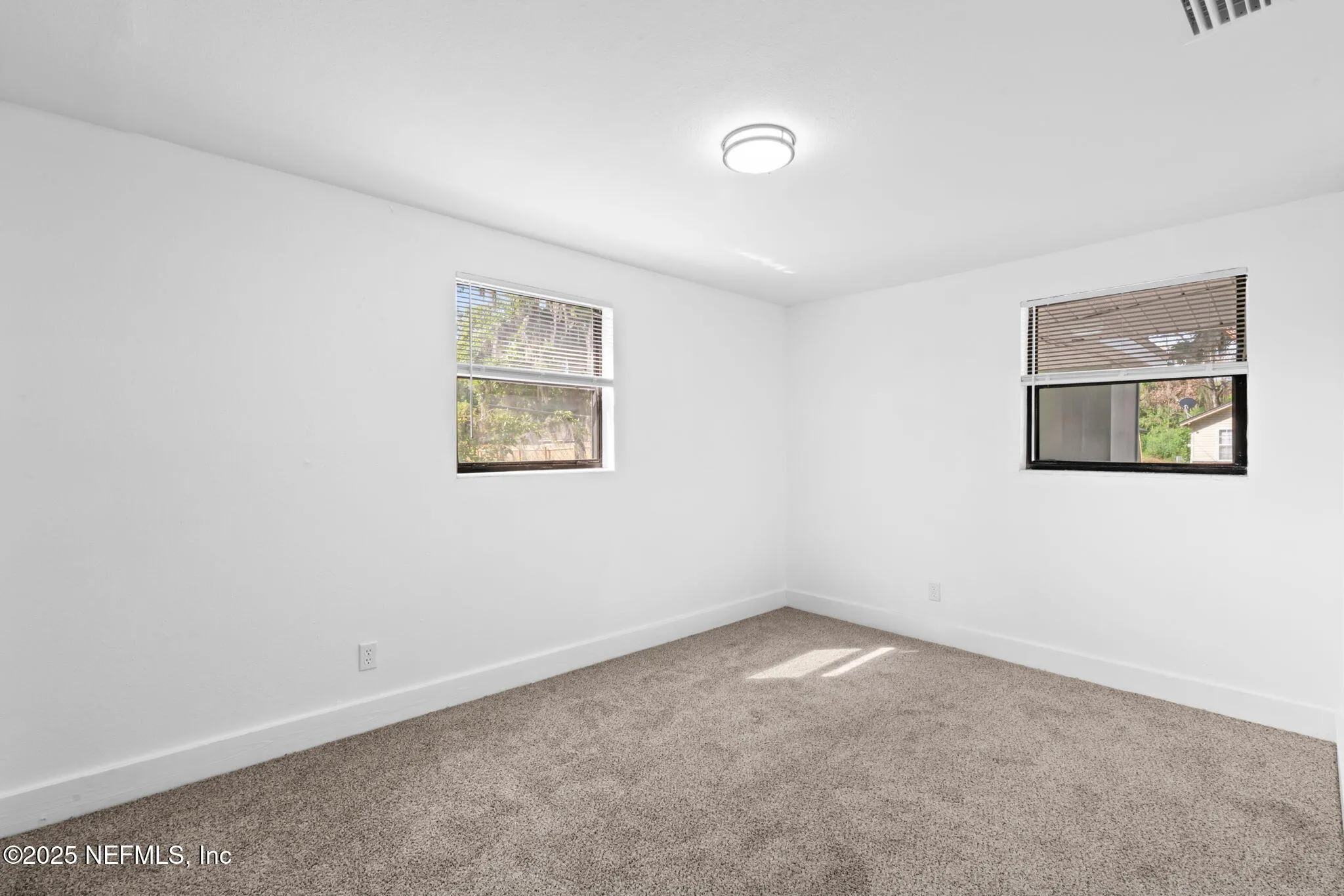 Jacksonville, Florida 32208, United States, 3 Bedrooms Bedrooms, ,1 BathroomBathrooms,Residential,Active,113904