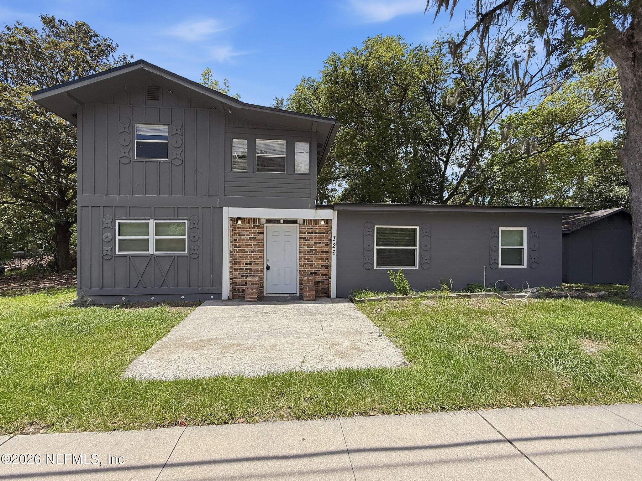 Photo 1 of 68 — 326 CAHOON Road S, Jacksonville, FL 32220