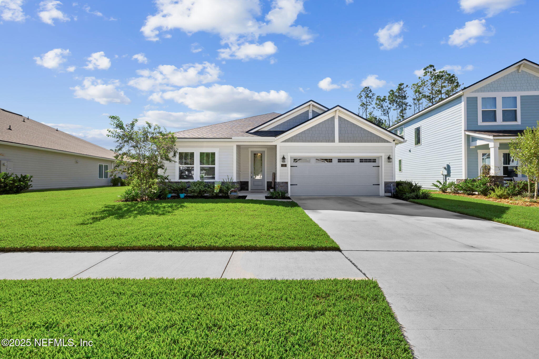 121 WILLOW CREEK Court
