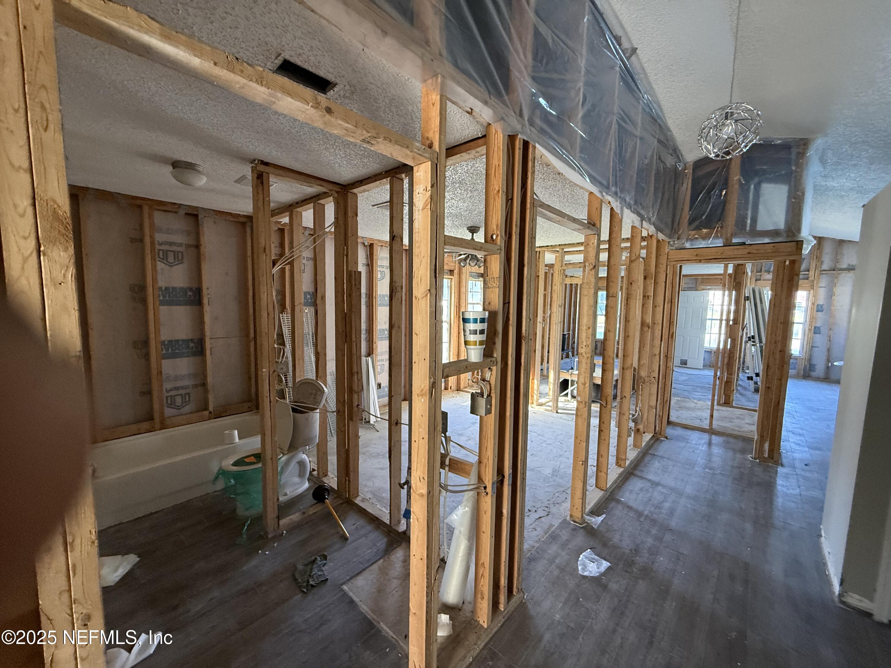 8114 COATBRIDGE Lane E