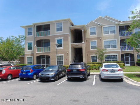 Photo of 7990 BAYMEADOWS Road E #722, Jacksonville, FL 32256 (MLS # 2151183)