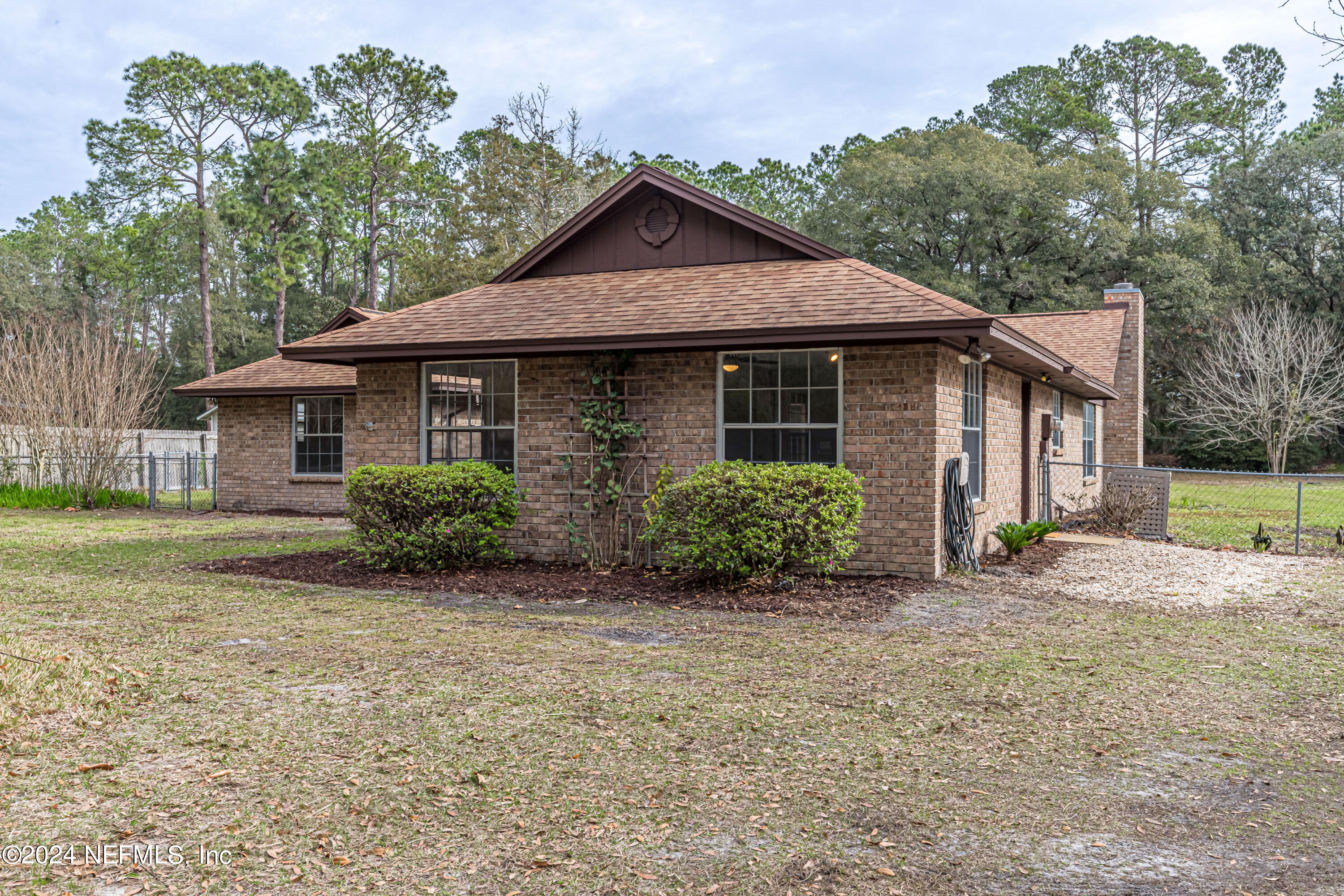 Middleburg, FL home for sale located at 1223 Foxmeadow Trail, Middleburg, FL 32068