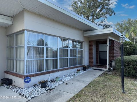 A home in Palatka