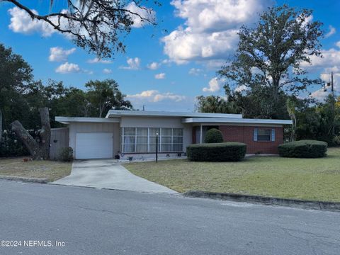 A home in Palatka