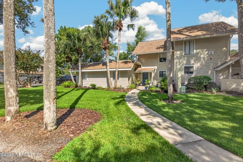 Photo of 202 VISTA LAGOON Court #B-2, Ponte Vedra Beach, FL 32082 (MLS # 2160167)