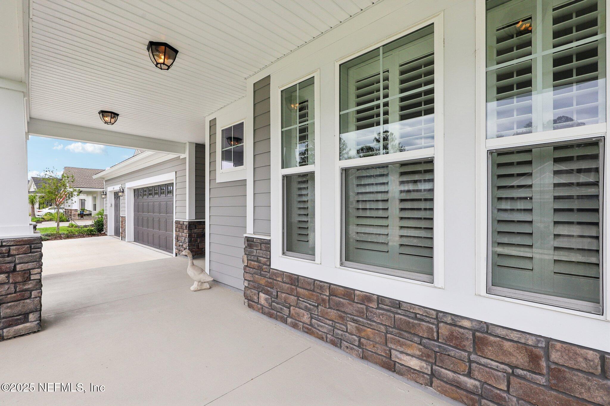684 BACK CREEK Drive