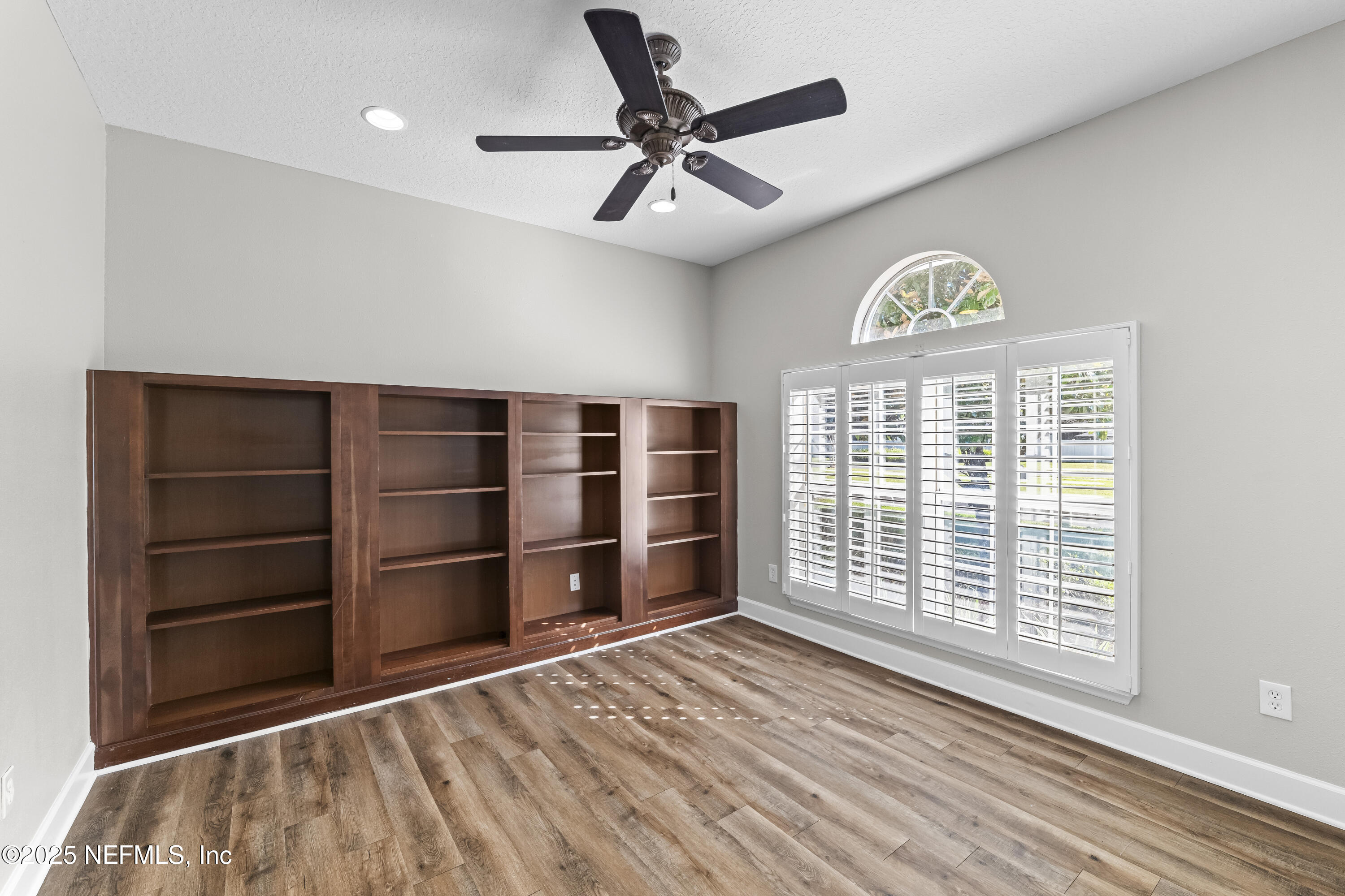 65045 RIVER GLEN Parkway