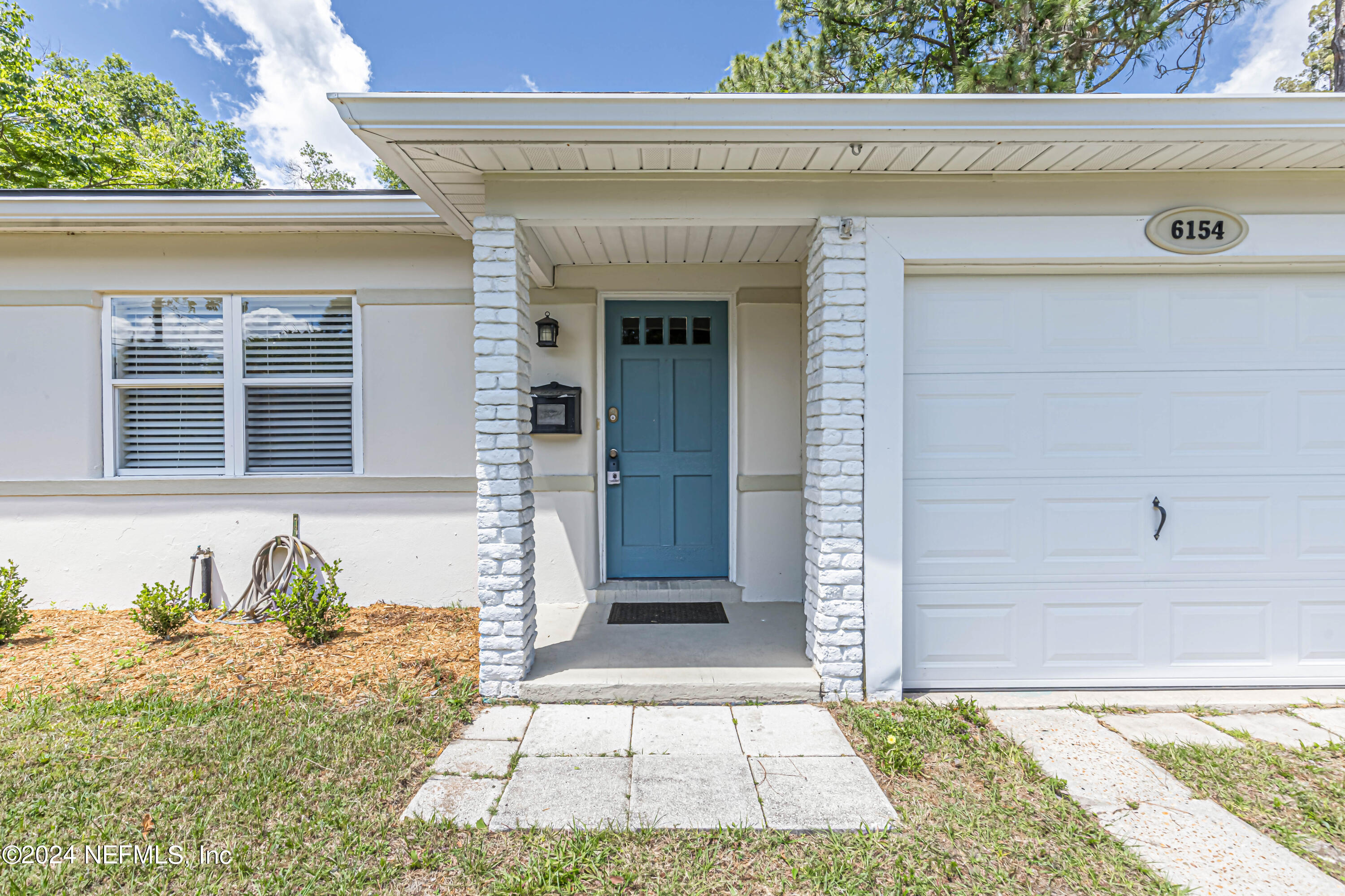Jacksonville, FL home for sale located at 6154 Temple Road, Jacksonville, FL 32217