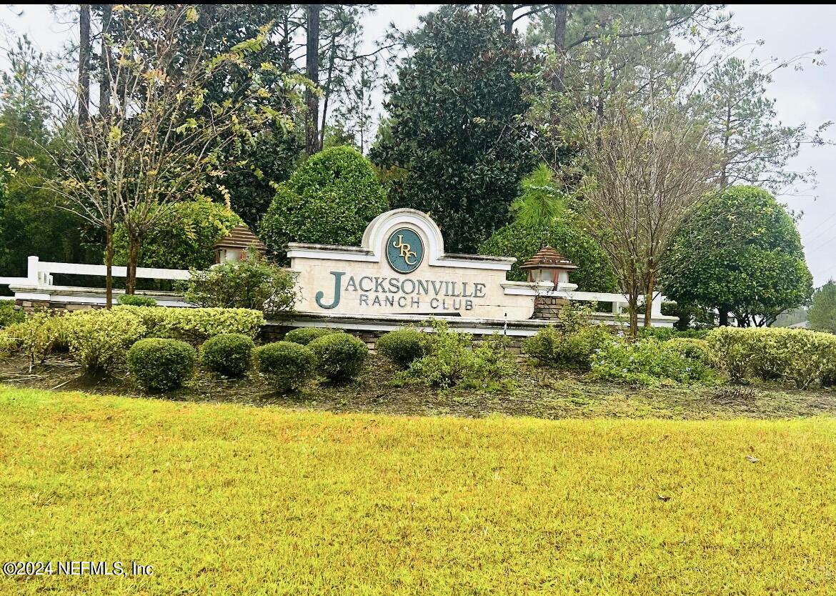 Jacksonville, FL home for sale located at 10123 Breakaway Court, Jacksonville, FL 32219
