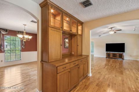 Single Family Residence in Orange Park FL 2287 YELLOW PINE Court 15.jpg