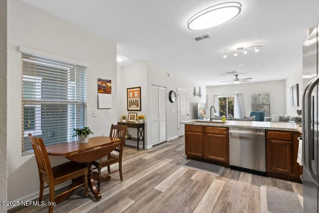 St Johns, Florida 32259, United States, 2 Bedrooms Bedrooms, ,3 BathroomsBathrooms,Residential,Pending,13891