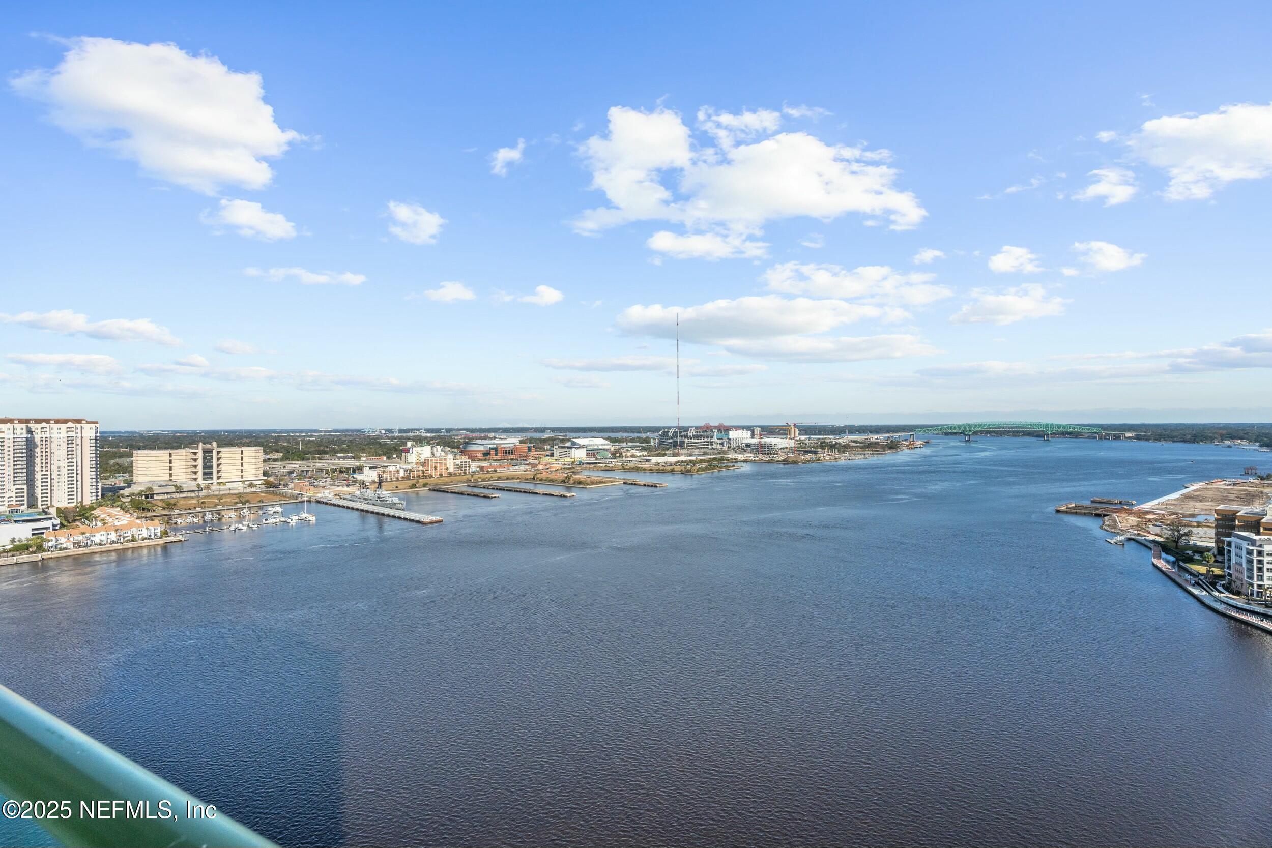 1431 RIVERPLACE Boulevard 2310