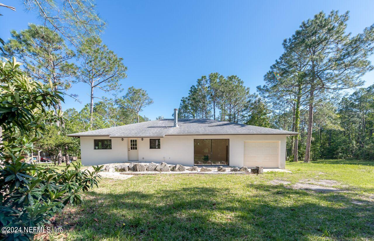 St Augustine, FL home for sale located at 1782 Carter Road, St Augustine, FL 32084