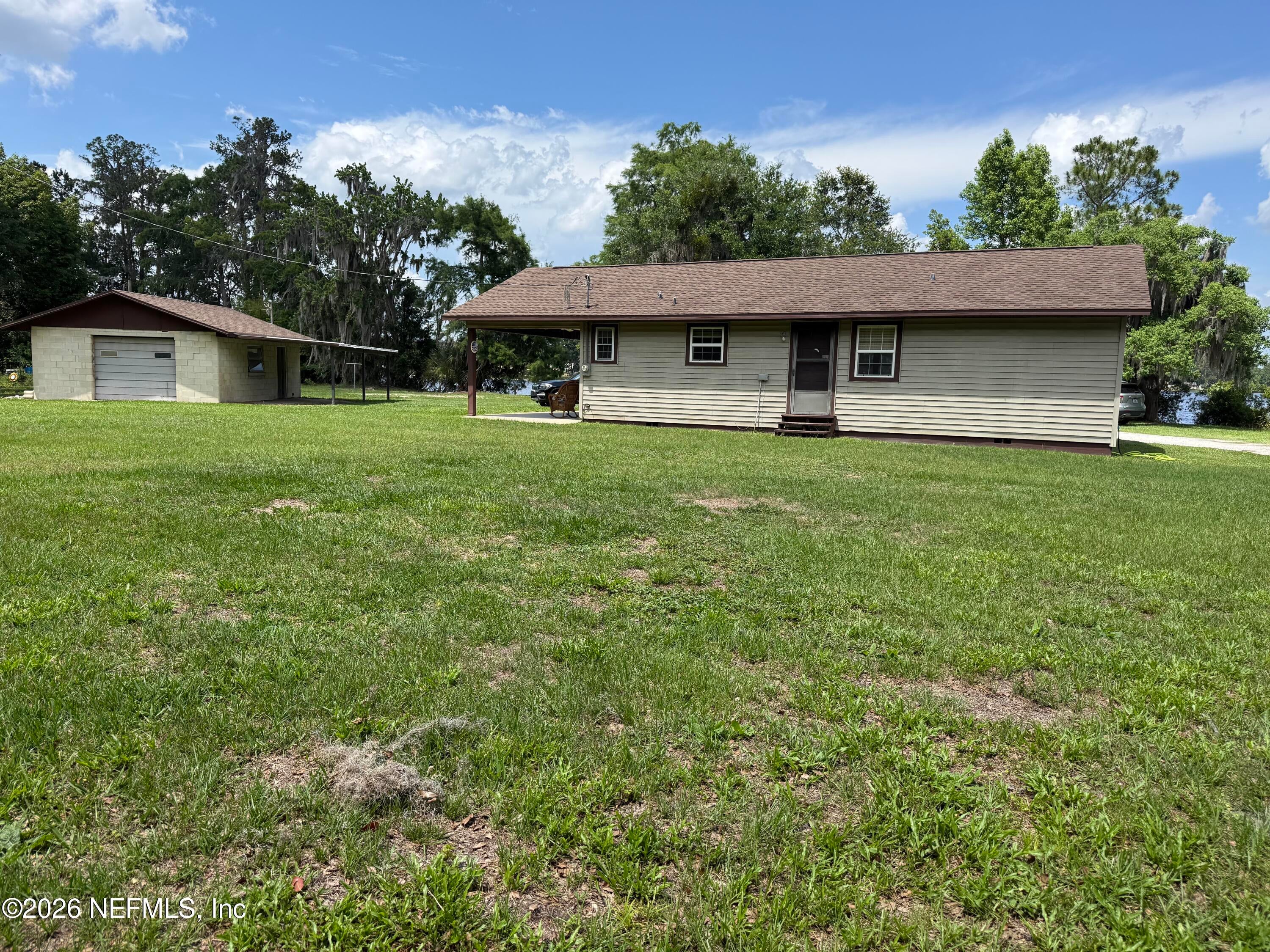 986 STATE ROAD 20