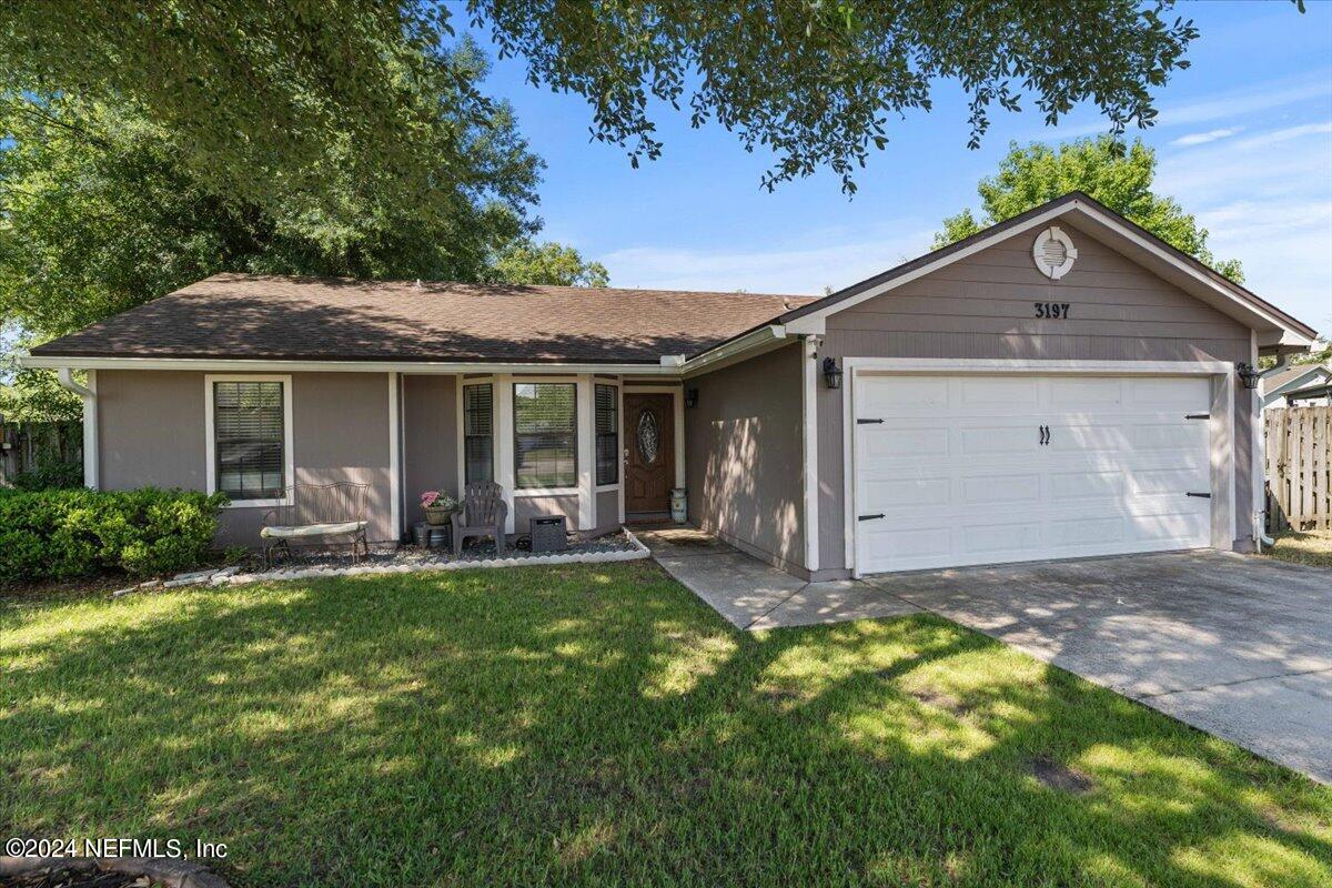 Green Cove Springs, FL home for sale located at 3197 Michaels Court, Green Cove Springs, FL 32043