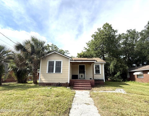 Photo of 1149 W 12TH Street, Jacksonville, FL 32209 (MLS # 2160829)