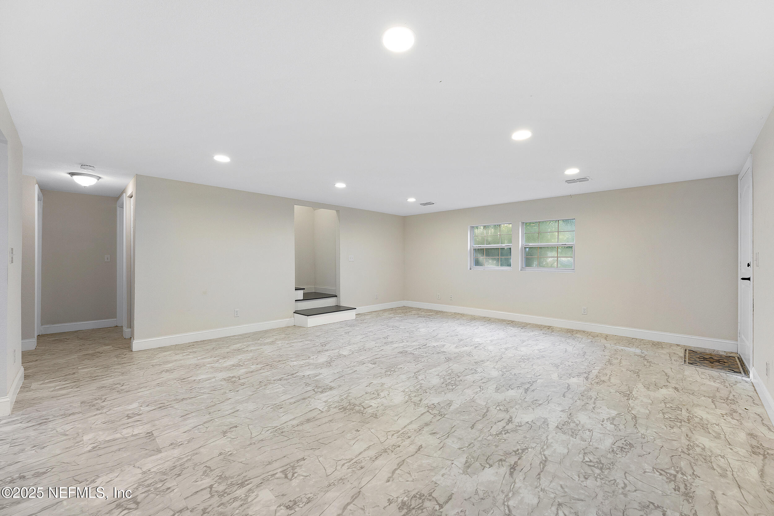 2435 S PINE ESTATES Road