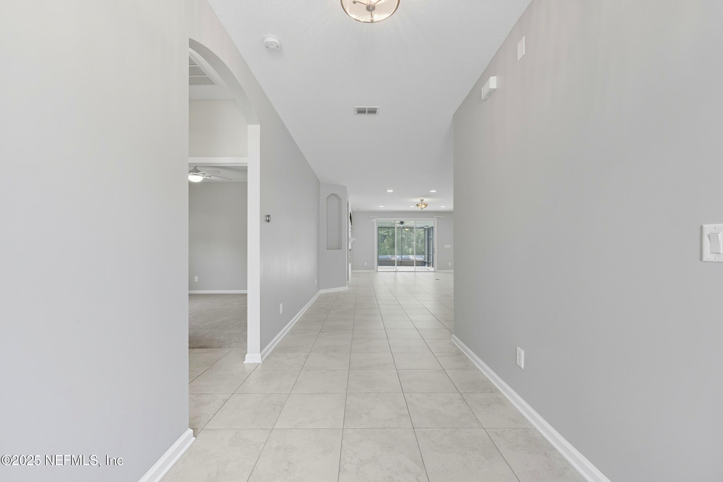 96072 BREEZEWAY Court