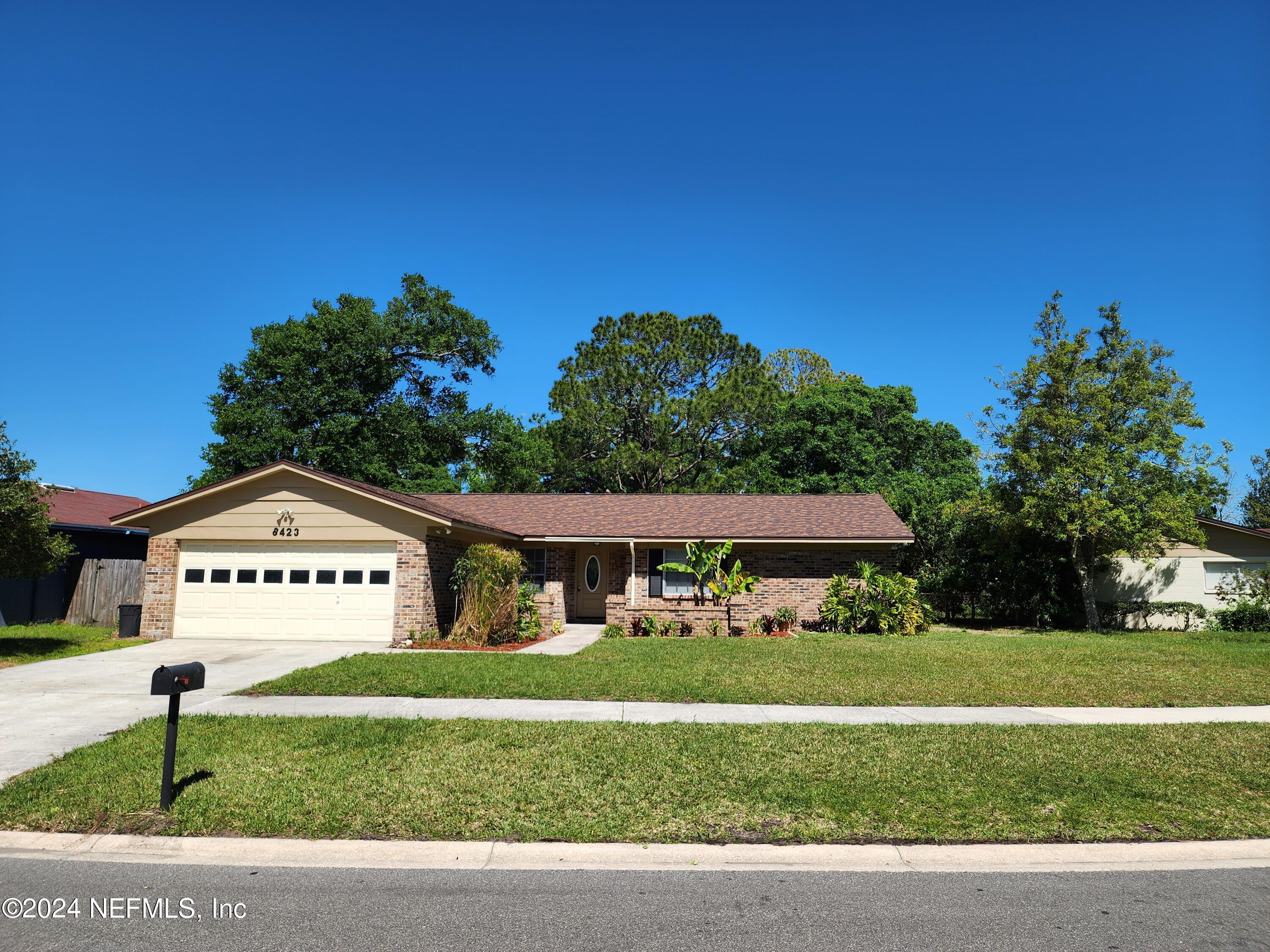 Jacksonville, FL home for sale located at 8423 Graybar Drive, Jacksonville, FL 32221