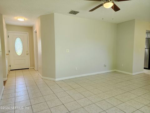 Single Family Residence in Jacksonville FL 8423 GRAYBAR Drive 6.jpg