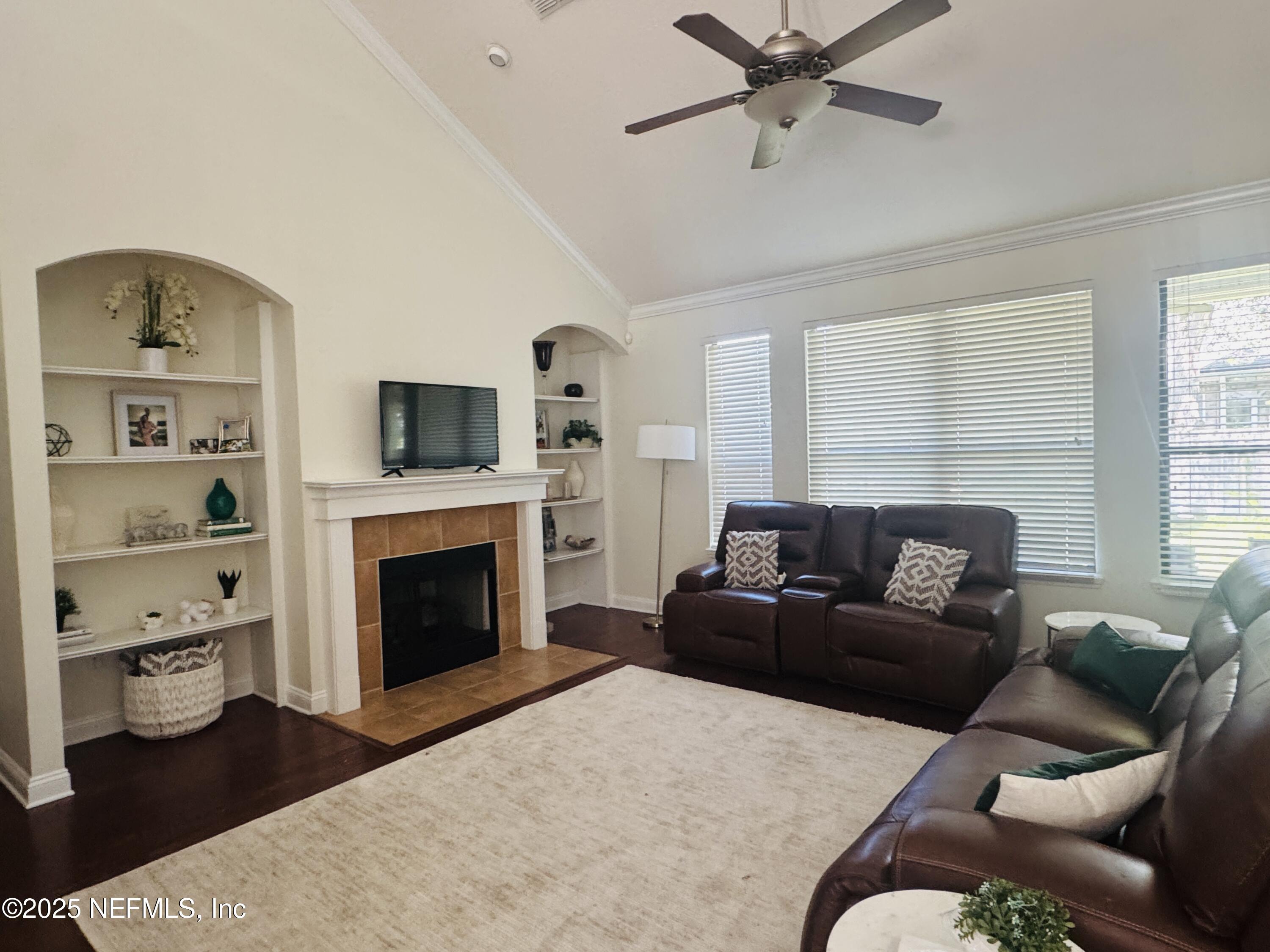 1318 AKRON OAKS Drive