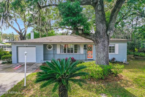 A home in Jacksonville