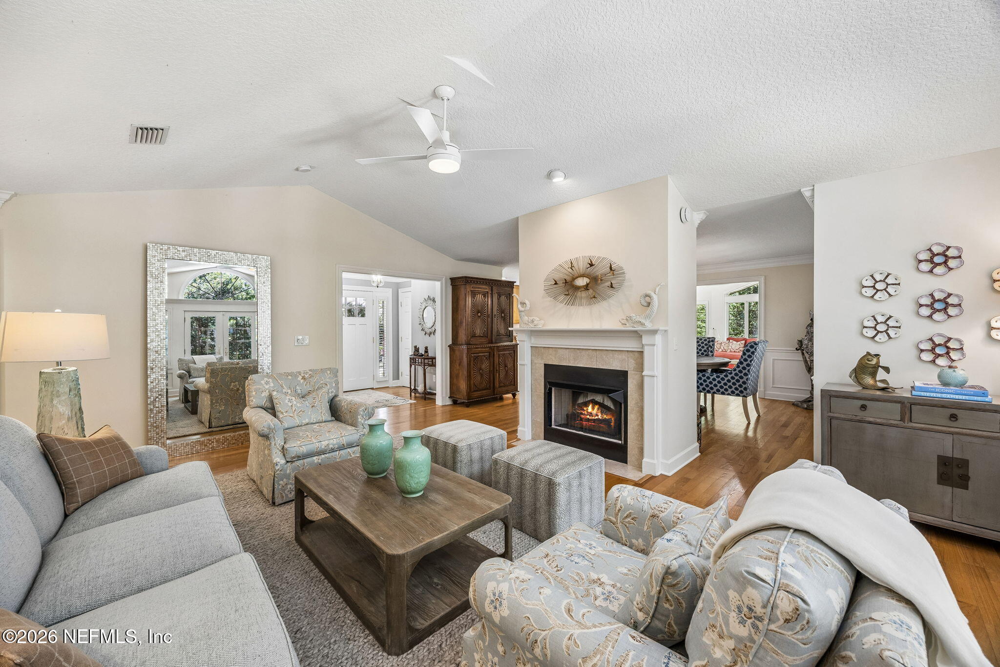 44 BEACHWOOD Road