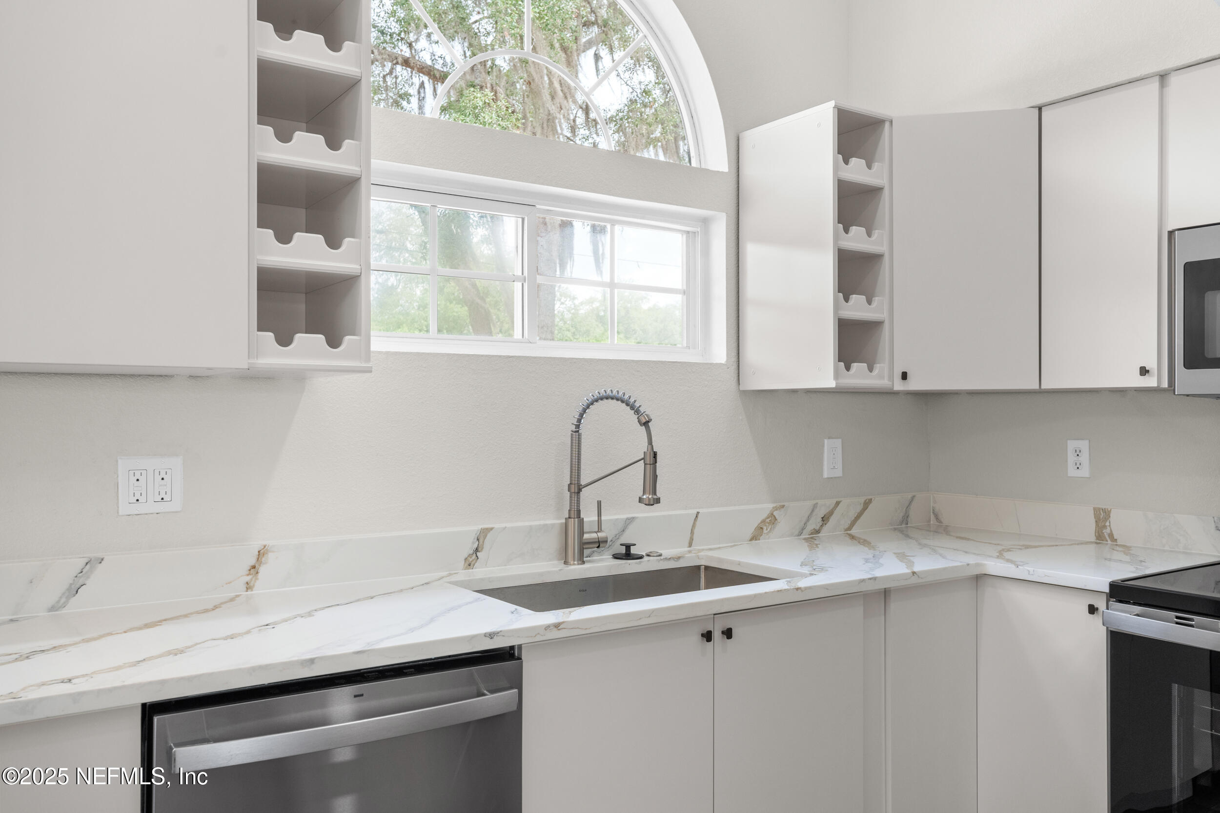 5346 COUNTY ROAD 352