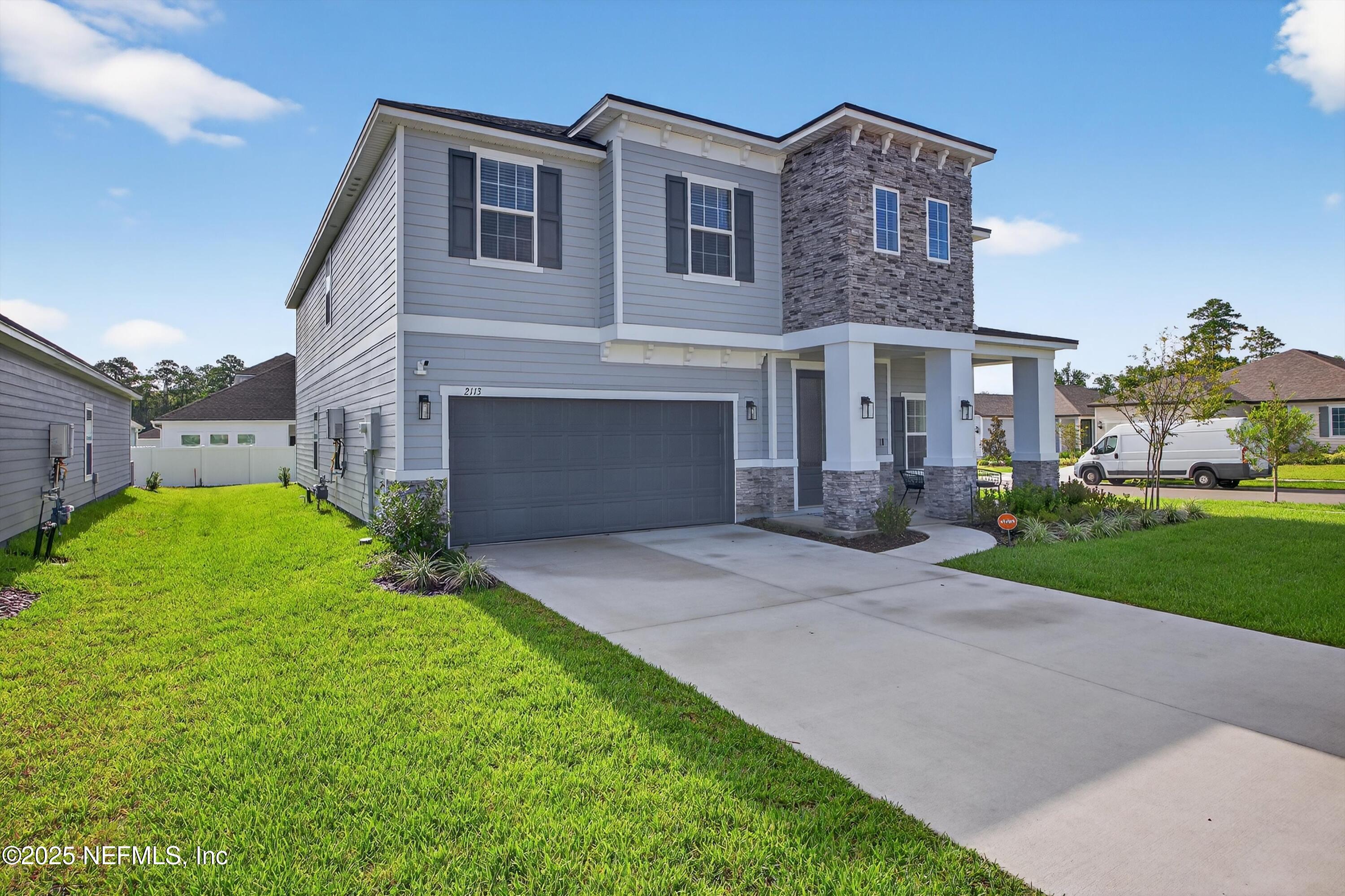 2113 FEATHEREDGE Way