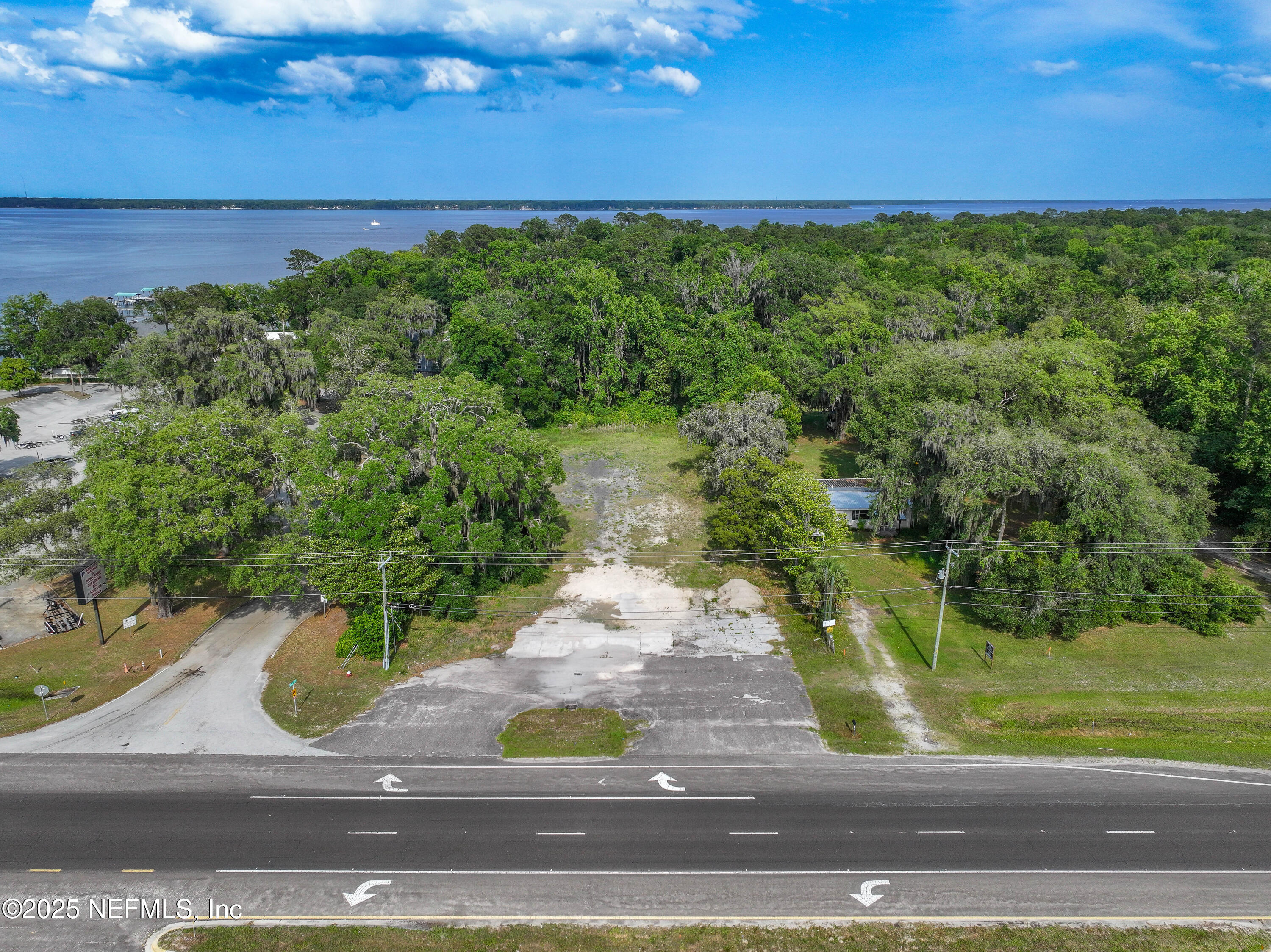 2989 US HIGHWAY 17