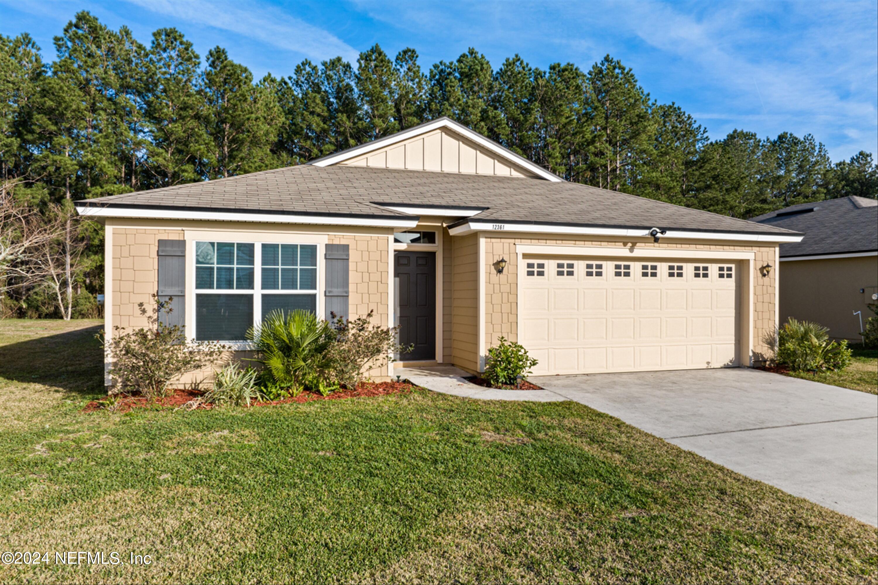 Jacksonville, FL home for sale located at 12361 Glimmer Way, Jacksonville, FL 32219