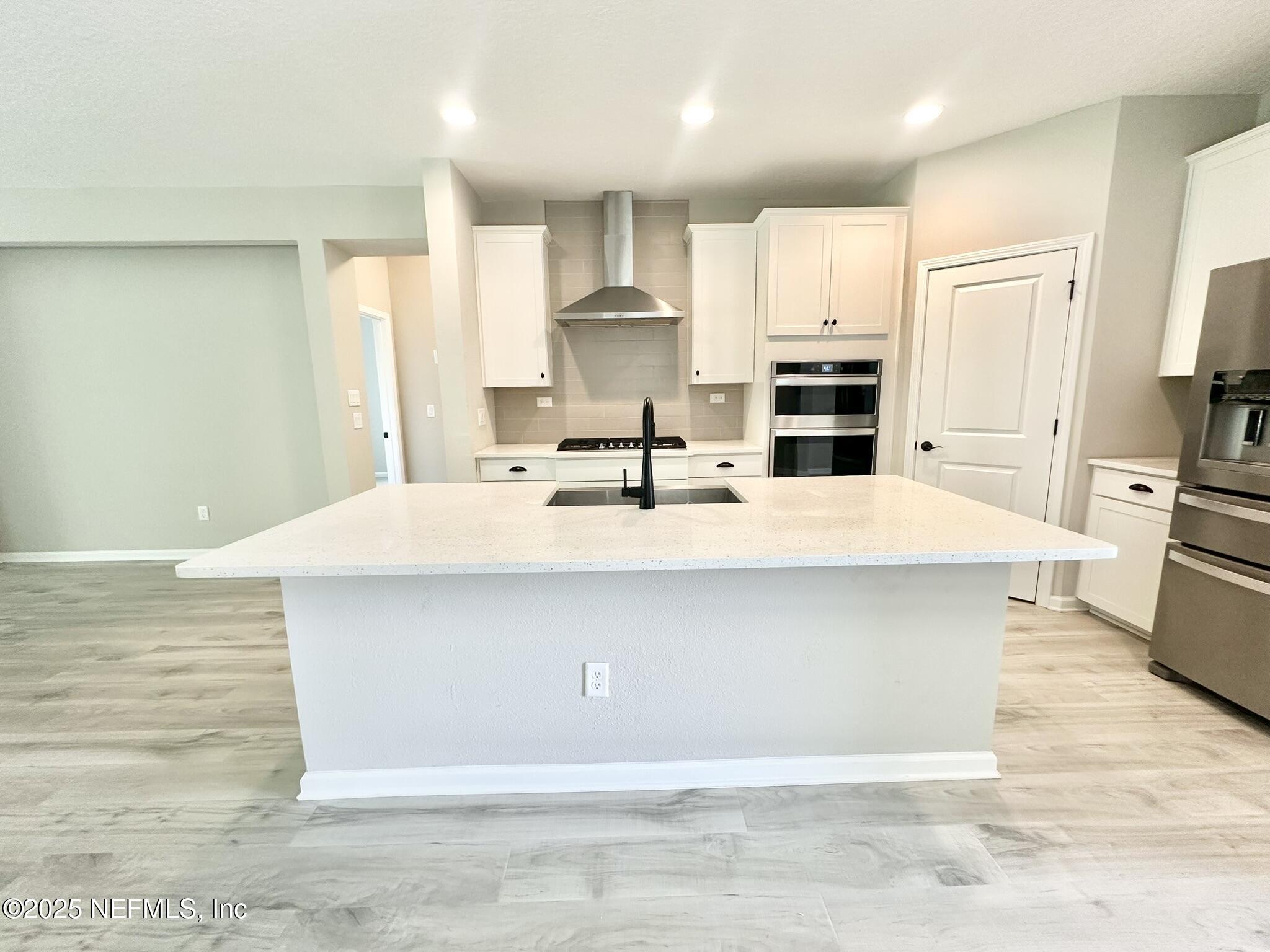 356 BERMUDEZ Way