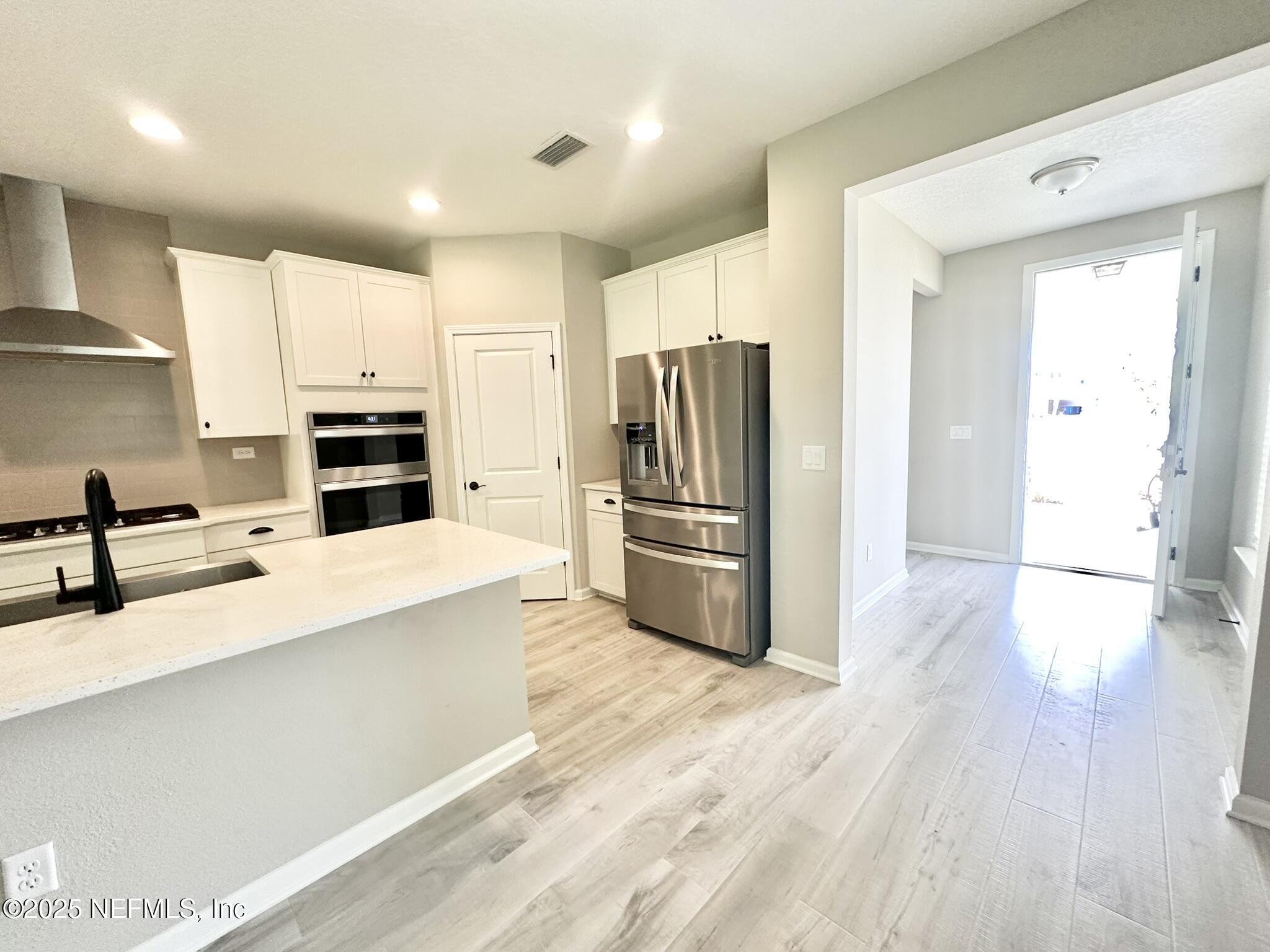356 BERMUDEZ Way