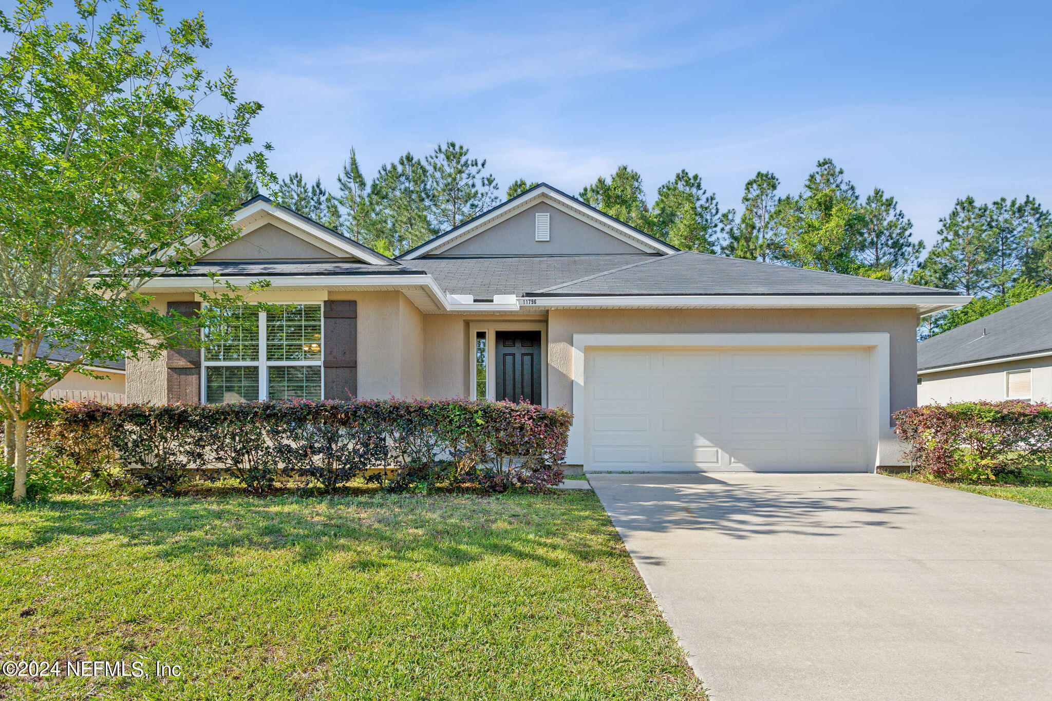 Jacksonville, FL home for sale located at 11796 Lindsey Lake Drive, Jacksonville, FL 32221
