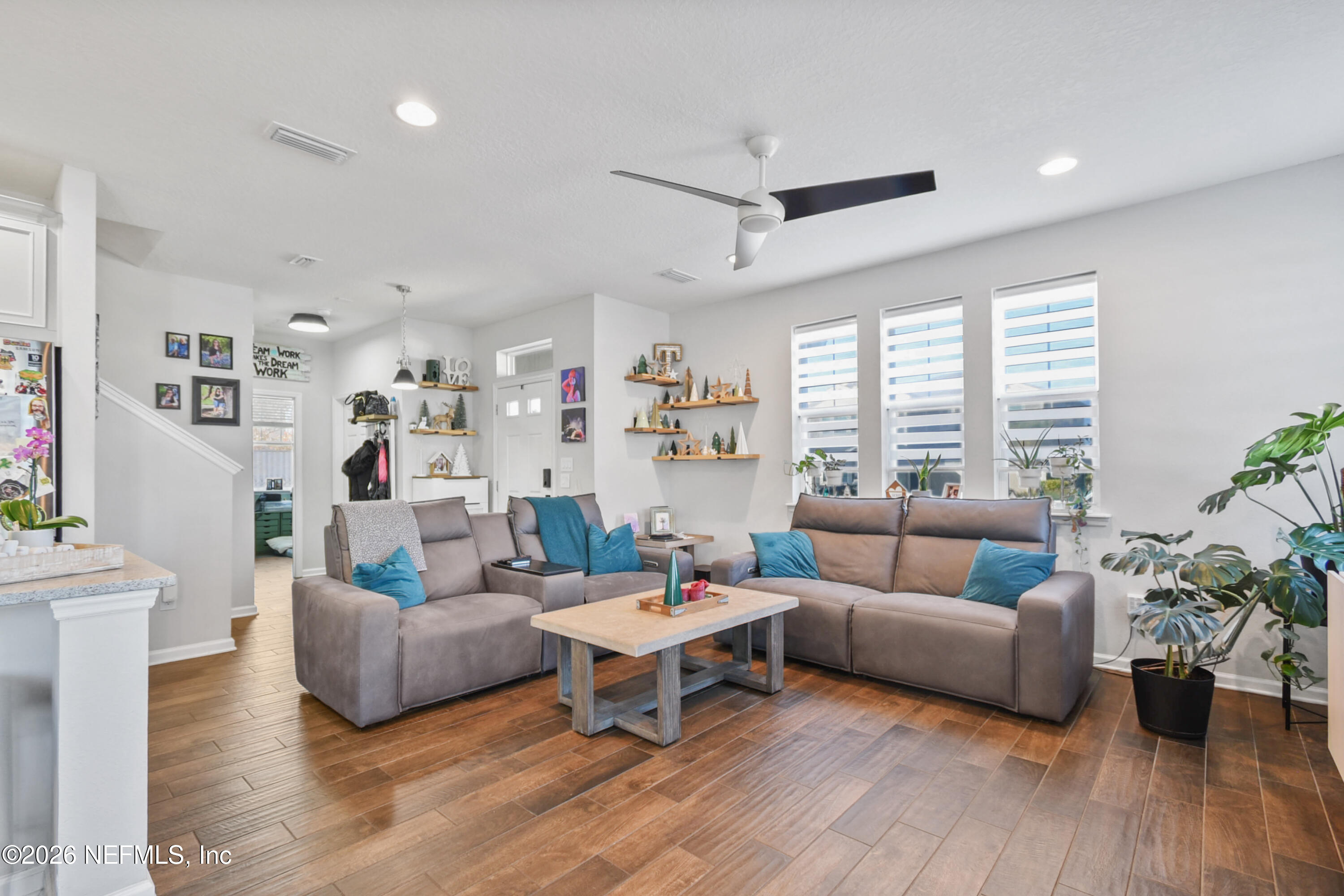 7066 ANGOSTURA Court