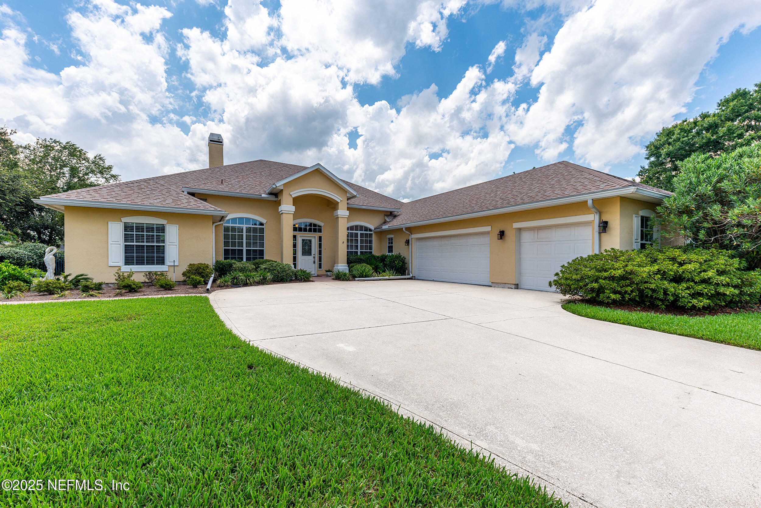 2982 AMELIA BLUFF Drive