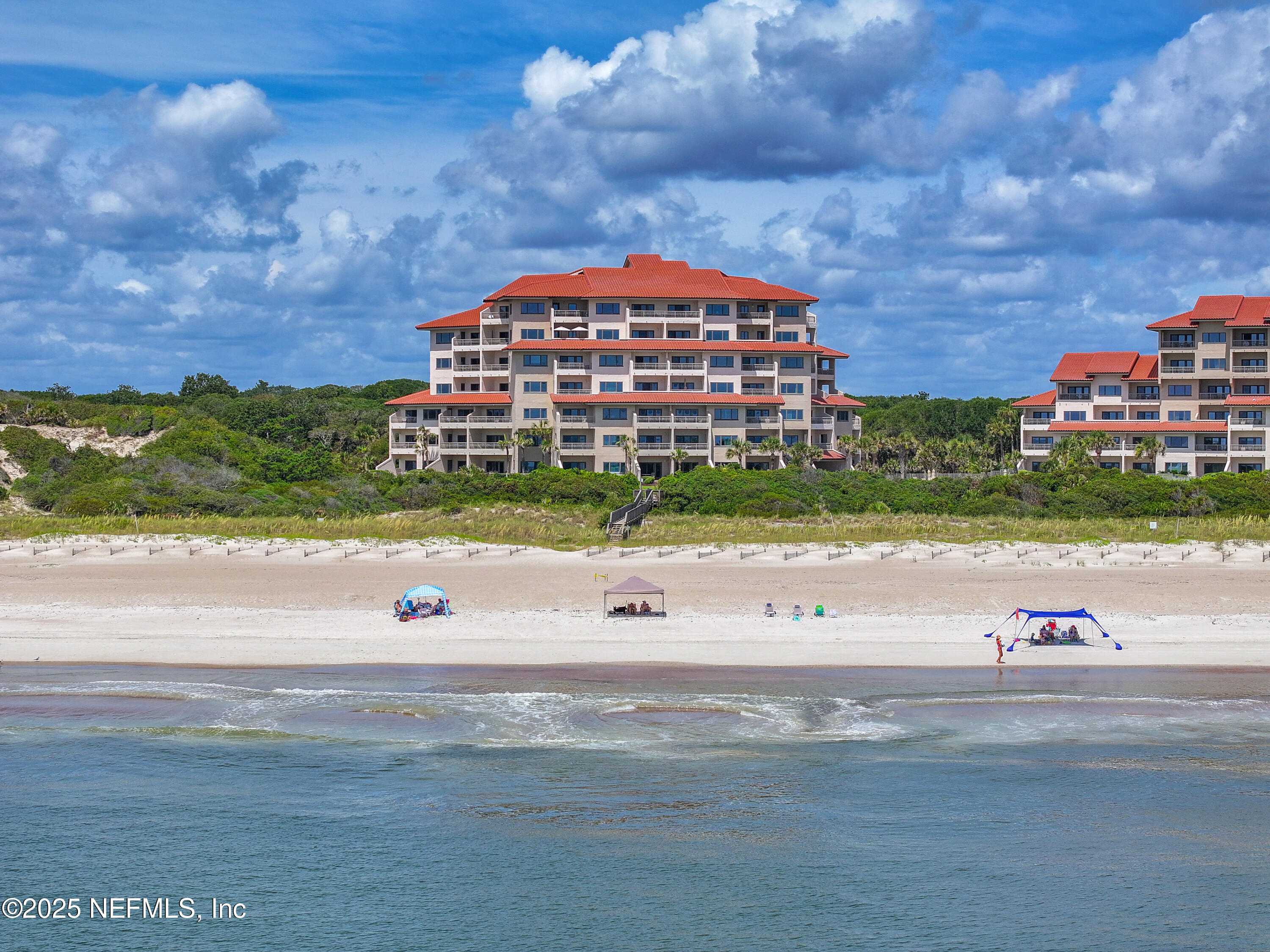 245 SANDCASTLES Court