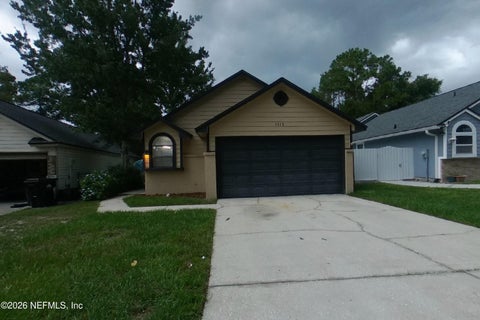 Photo of 1313 INDEPENDENCE Drive, Orange Park, FL 32065 (MLS # 2160149)