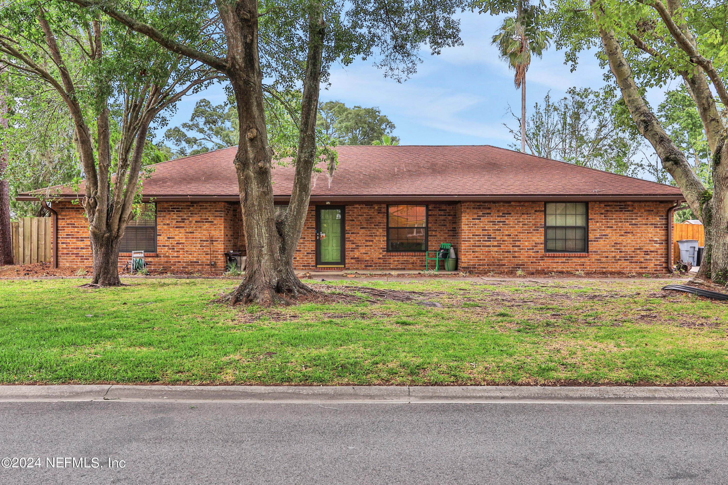 Orange Park, FL home for sale located at 799 Sandlewood Drive, Orange Park, FL 32065