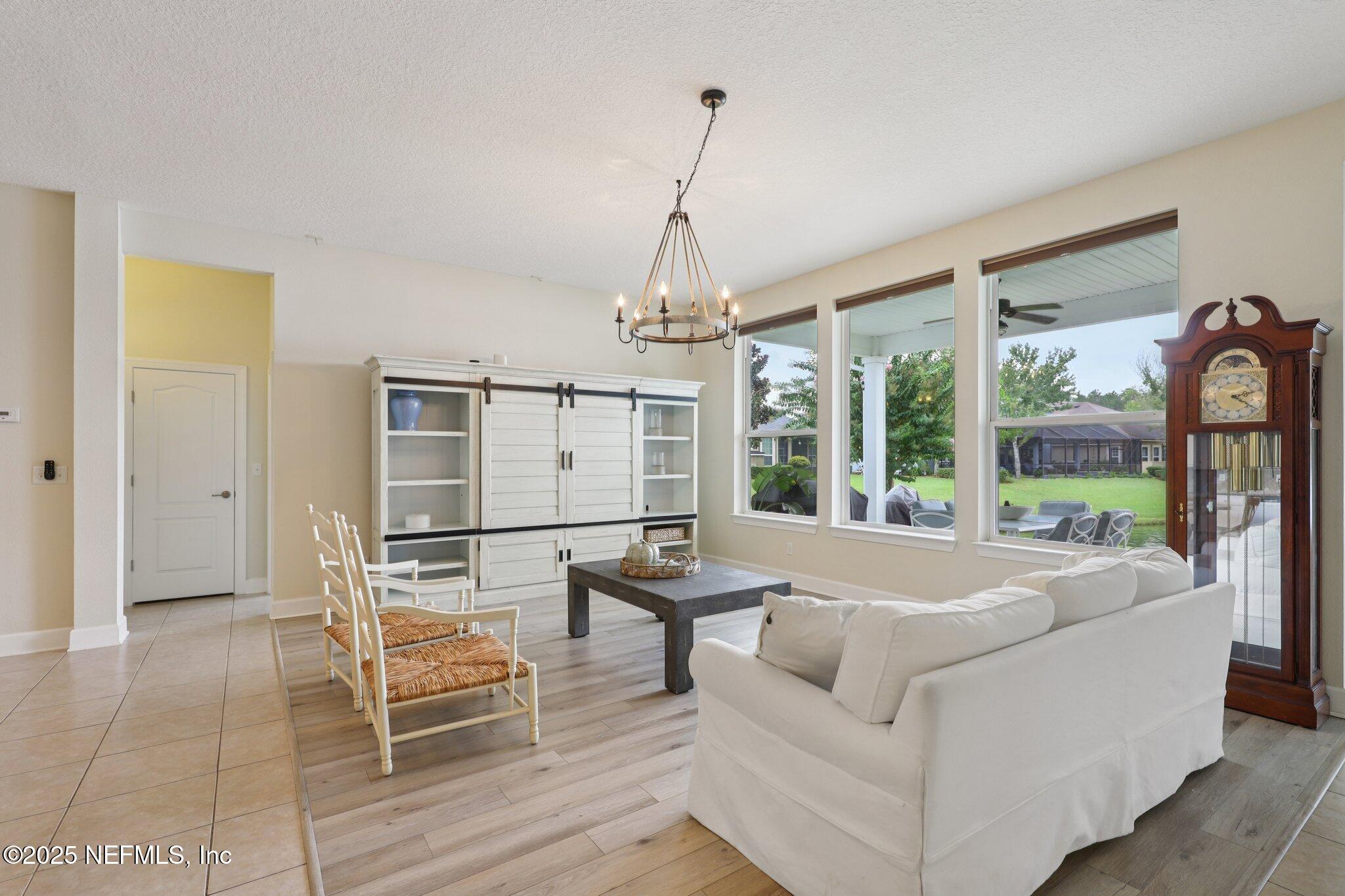 2175 CLUB LAKE Drive