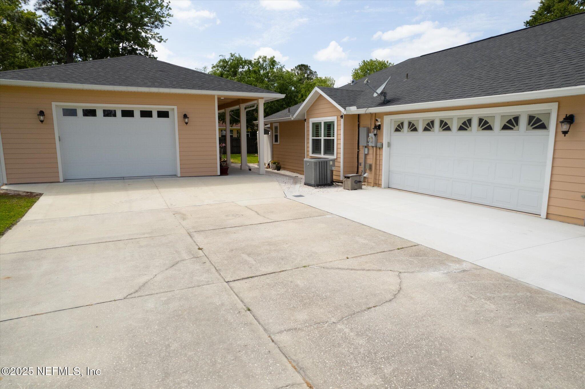 103 STEPHANIE Street