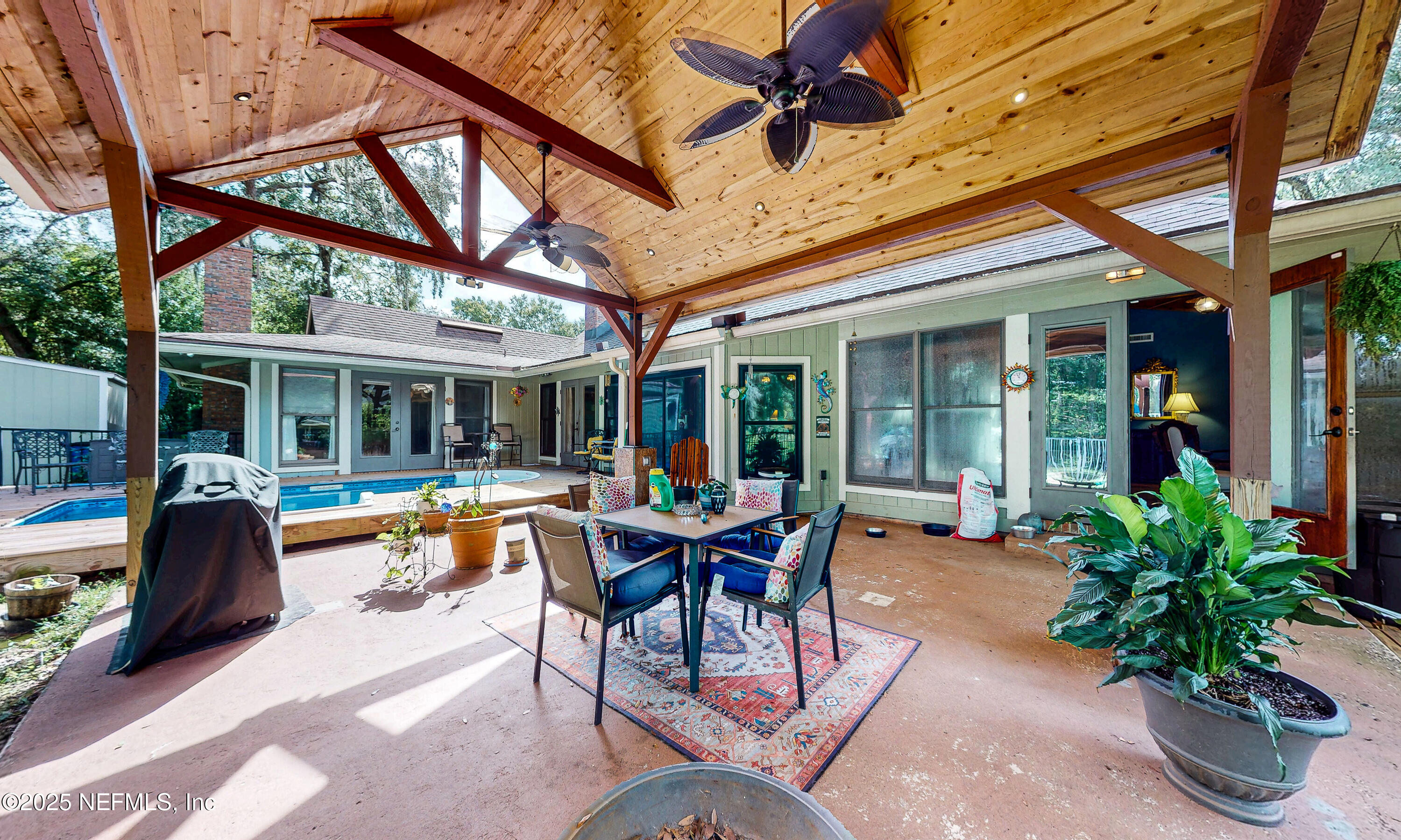 Lanai c