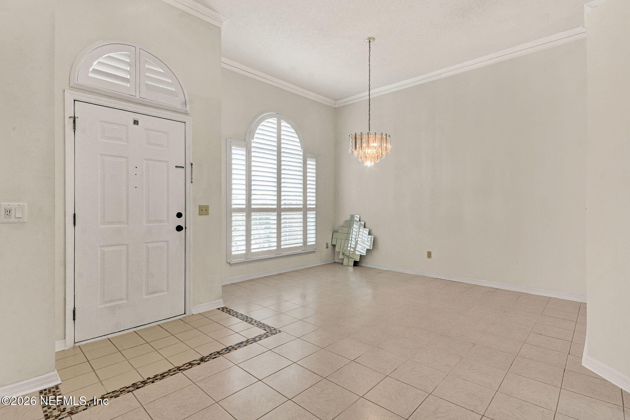 2163 ST MARTINS Drive W