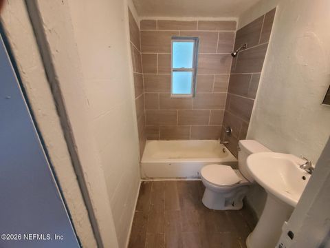 Photo of 1538 LOGAN Street, Jacksonville, FL 32209 (MLS # 2141511)
