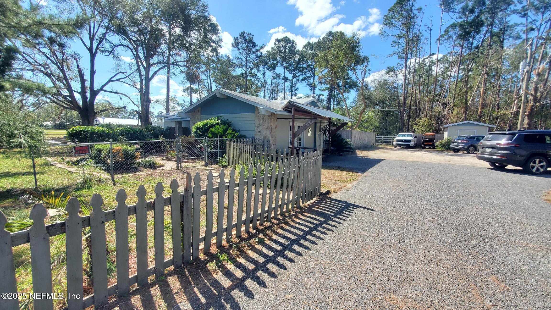 8609 GOLDKIST Boulevard